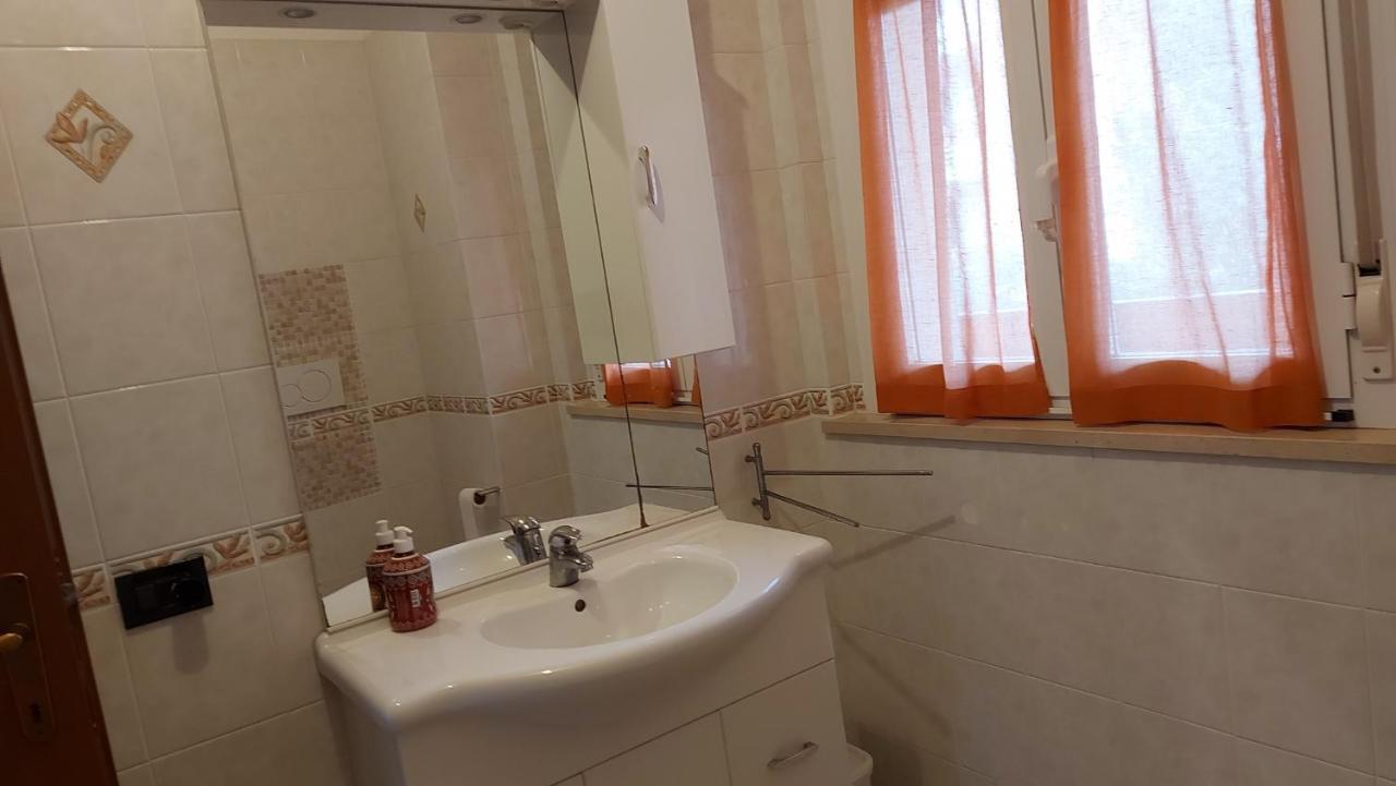 Appartamento Santa Costanza Con Piscina San Vincenzo Exterior photo